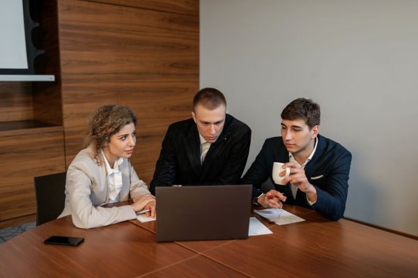 Comment un community manager peut transformer votre marque à Monaco