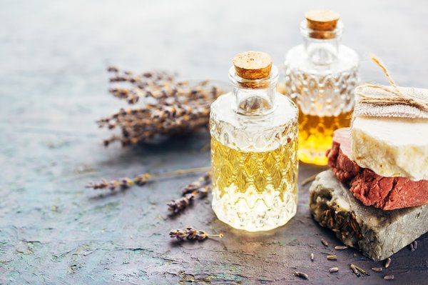 Découvrez comment l'huile de massage peut transformer votre détente.